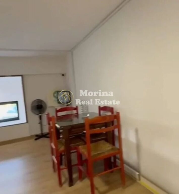 Qera | Ambjent Biznesi-Duplex | Rruga 5 Maji | 500 €/muaj