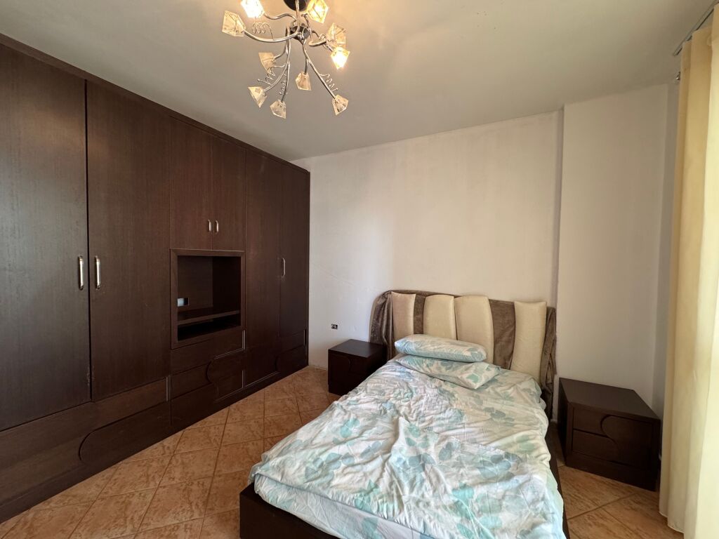 Japim me qira 1+1 pranë Delijorgjit