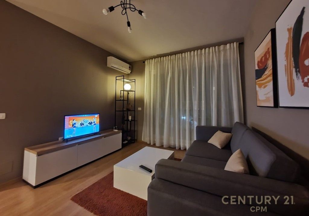 Appartamento in affitto 1+1 a Kontakti, 21 Dhjetori