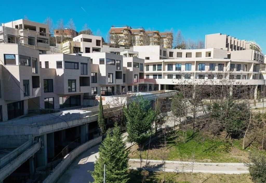 SHITET, DUPLEKS, FARKE, TIRANE ID: 530581010-55