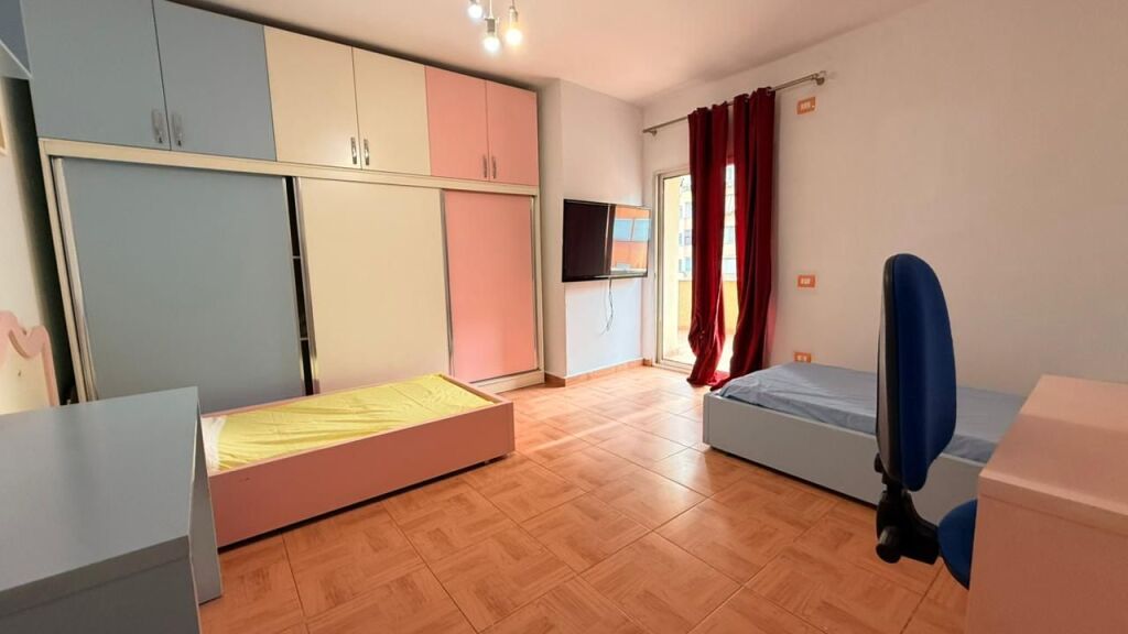 Apartment 2+1 for rent – Kristal Center, Tirana