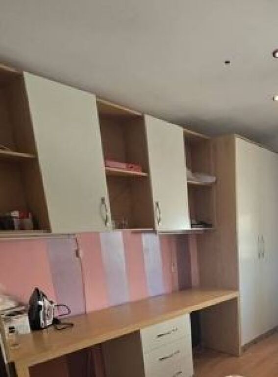 Shitet Apartament i investuar 2+1+2 + dy Ballkone