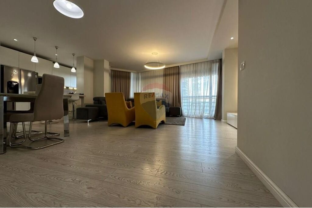 Super apartament 3+1 per shitje tek Stadiumi Air Albania