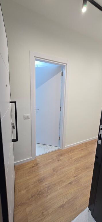 Affittasi appartamento 3+1+2 – Univers City