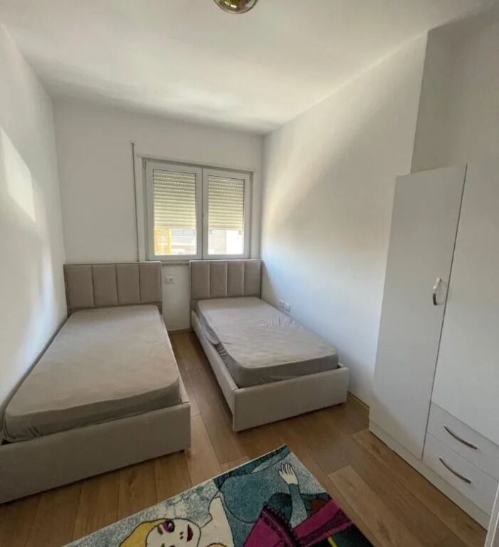 Affitto | Appartamento 2 + 1+2 | Astir | 550 €/mese