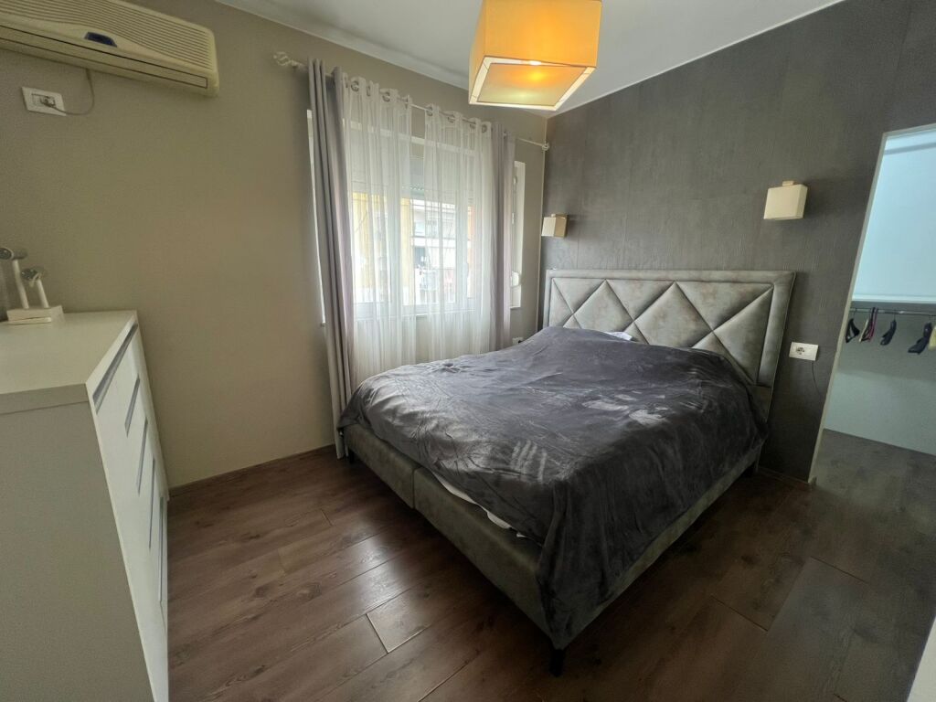 Apartament 2+1+2 Qender tek 9 katshet