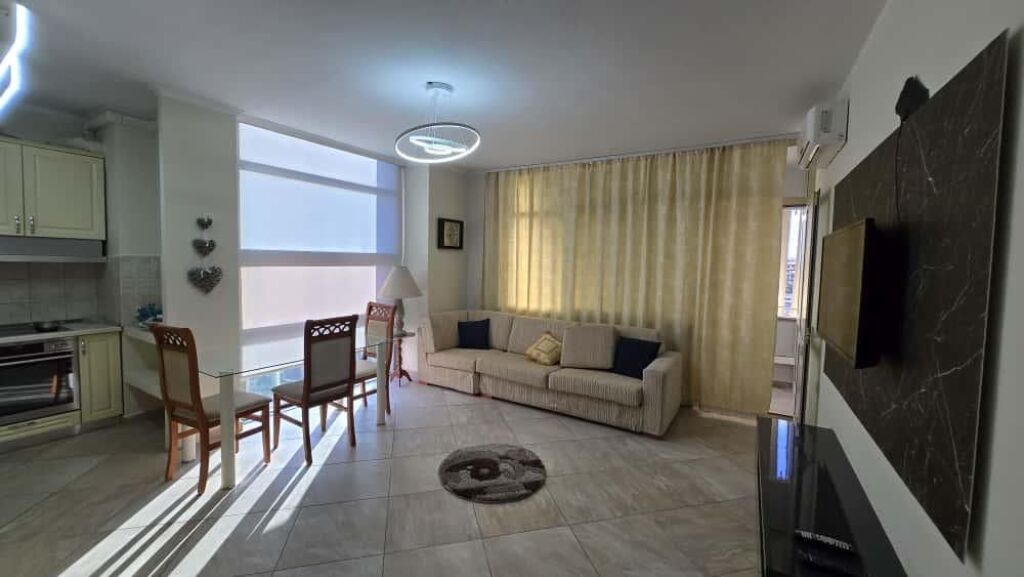 Super ap 1+1 ne laprake ( shkolla zonja e keshhilit te mire )