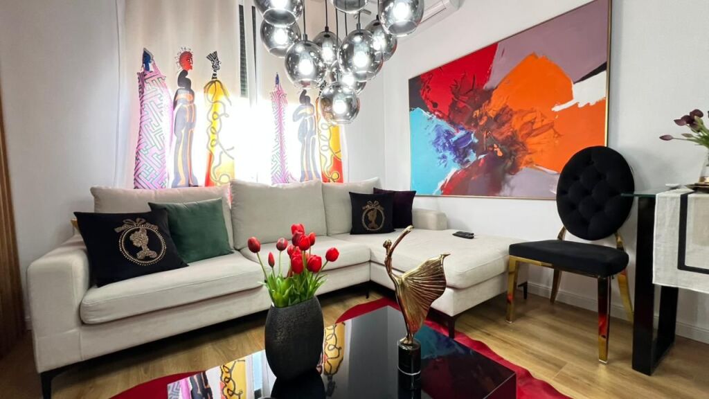 Apartment 1+1 for sale at 21 Dhjetori