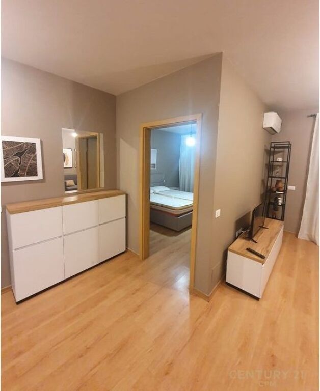 Appartamento in affitto 1+1 a Kontakti, 21 Dhjetori