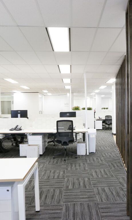 JEPET ZYRE ME QERA 159M2 RRUGA E KOSOVARVE