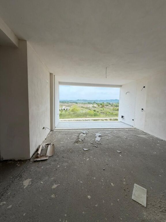 APARTAMENT 1+1 PER SHITJE TE GJIRI I LALEZIT