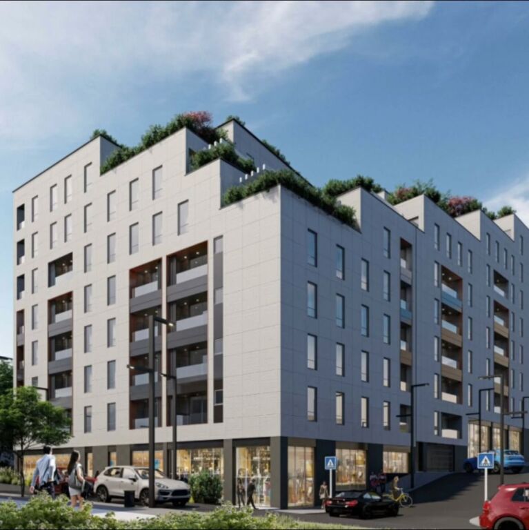 Shitet..! Rruga Zhegu (Ali Demi) Apartament 2+1+2