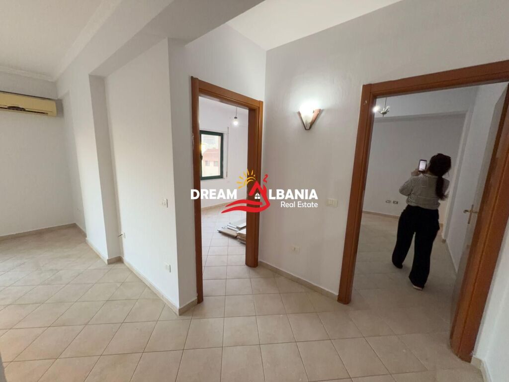 Shitet apartament 2+1 ne Don Bosko prane Bar Artisti (ID 41212206)