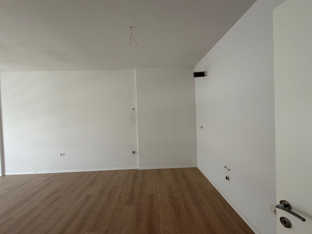 Appartamento 2+1+2 in vendita a Univers City