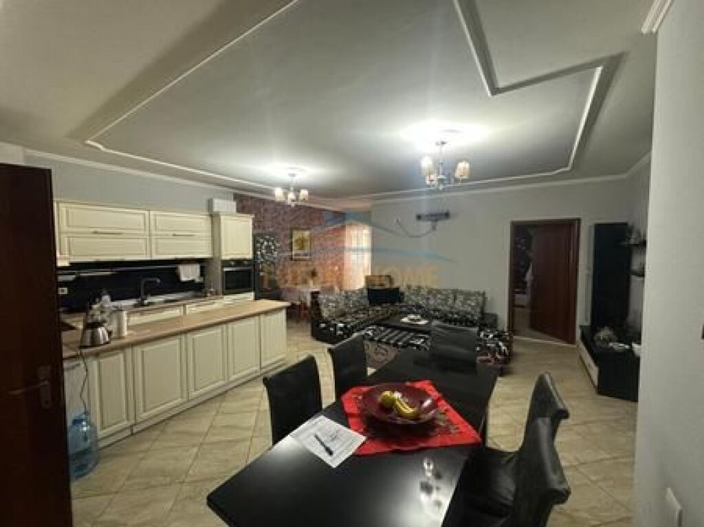 Shitje, Apartament 2+1, Fresk, Tiranë.