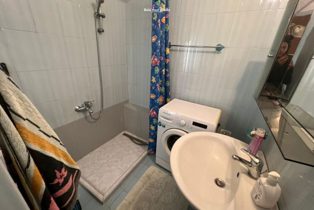 Apartament Ne Shitje 2+1 Tek Zogu i Zi (ID B120833) Tirane