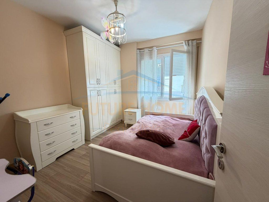 Rent, Apartment 3+1+2, Zogu i Zi, Tirane