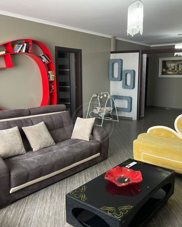 JEPET ME QIRA APARTAMENT 2+1+2 – RRUGA E PORTIT, DURRËS