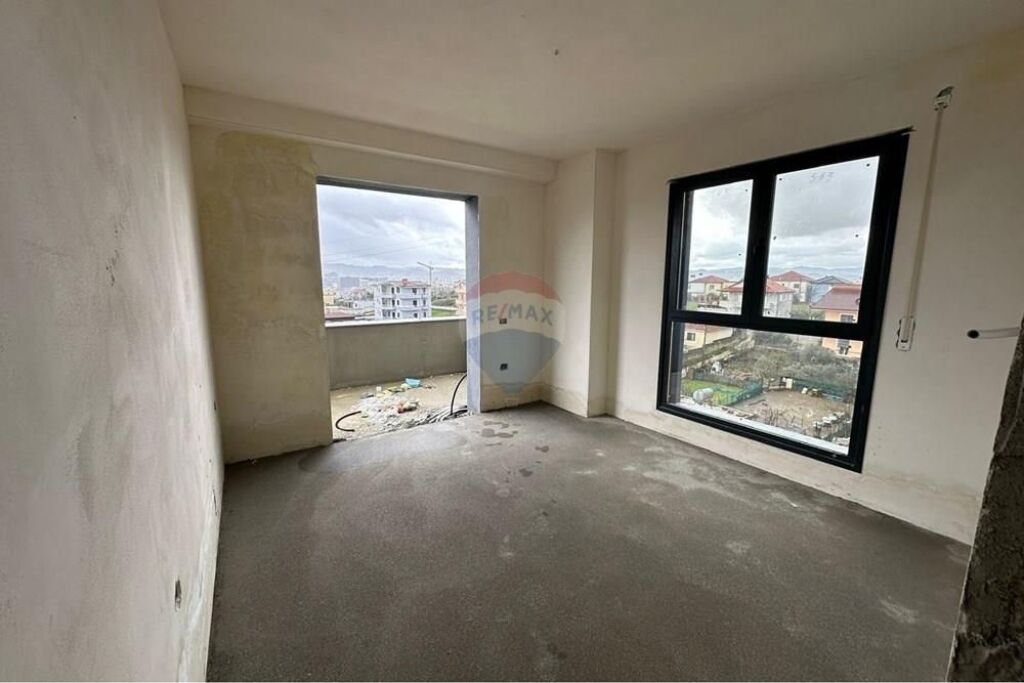 Paskuqan Appartamento 2+1 in Vendita