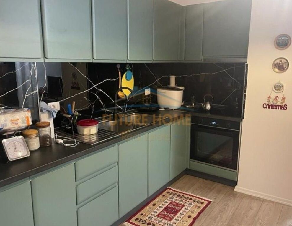 Affitto, Appartamento 2+1 Univers City, Tirana.