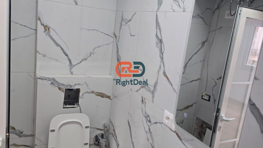 Prane Shkolles Se Kuqe, Shitet Apartament 1+1 I Sapo Investuar !!