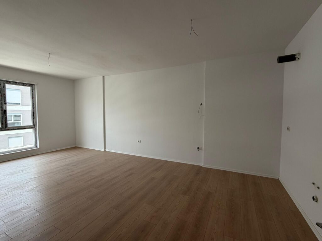 Appartamento 2+1+2 in vendita a Univers City