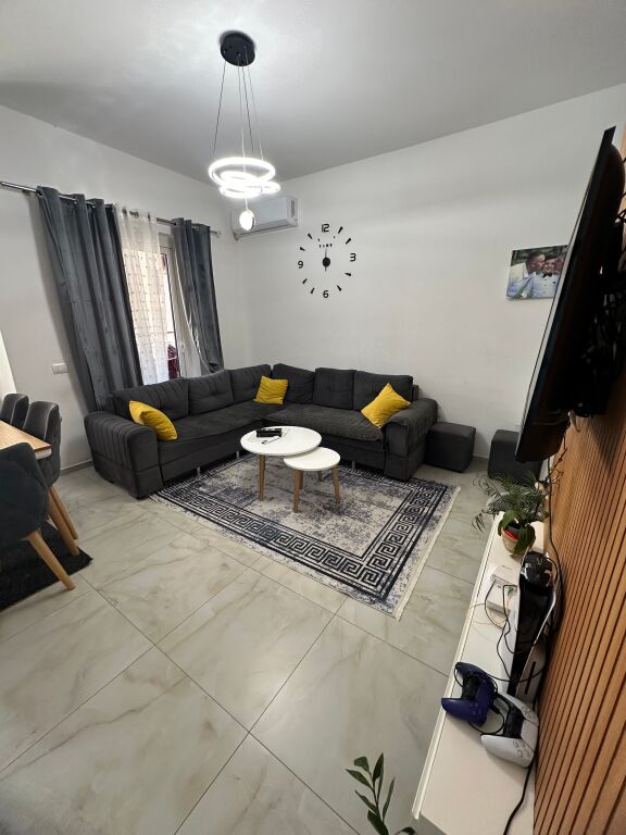 Shitet Apartament 2+1 Rezidenca Mangalem 21 Ali Demi