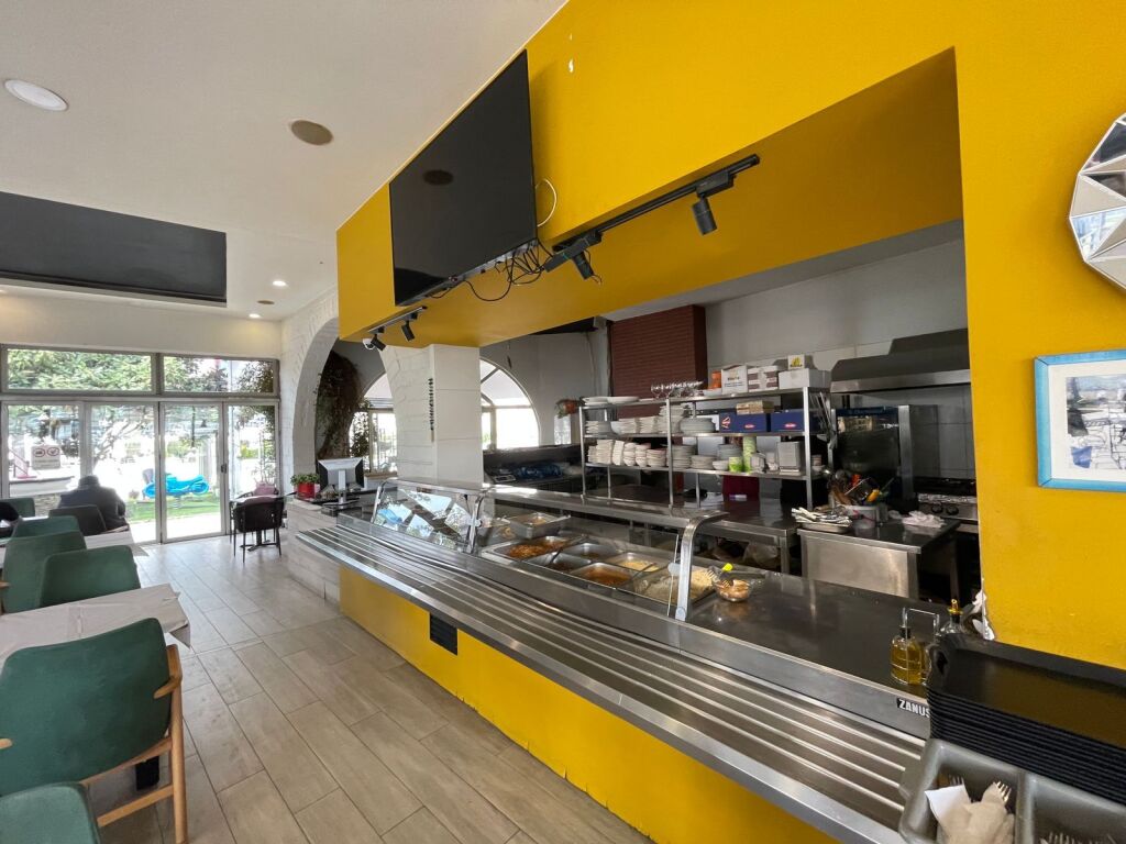 Bar – Piceri – Restorant me qira – Yrshek