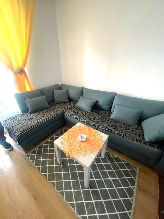 OKAZION Jepet me Qera Apartament 1+1, ne Ali Dem me Super Cmim,