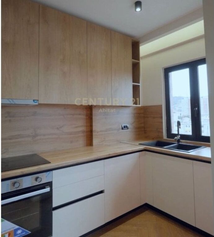 APARTAMENT 2+1 PER SHITJE, PERBALLE DELIJORGJIT