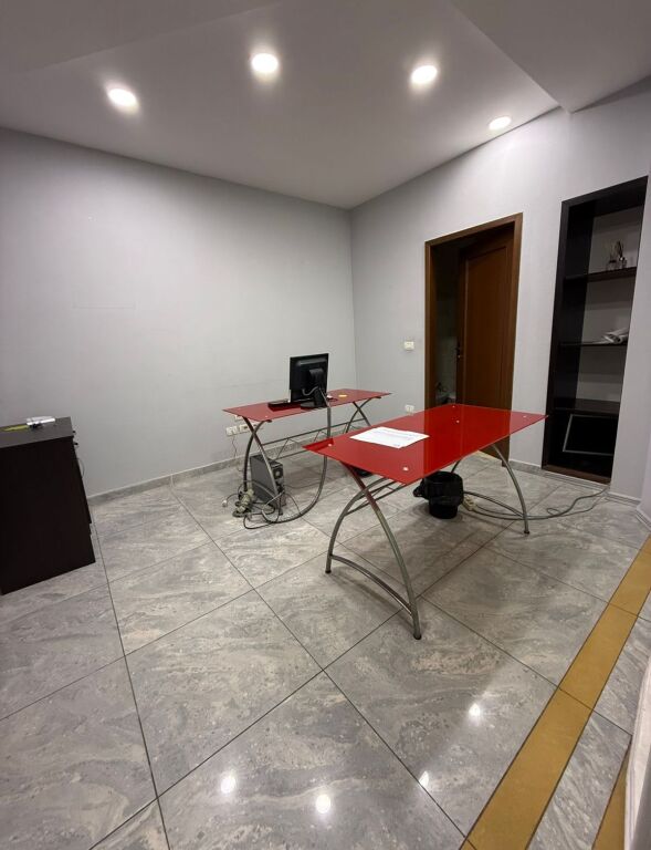 Zyre me qira ne Qender