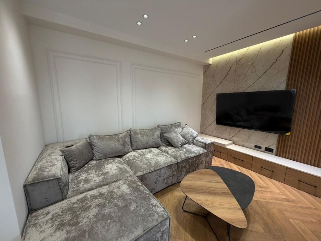 APPARTAMENTO IN VENDITA 2+1+GUARDAROBA DI FRONTE AL COMPLESSO DELIJORGJI