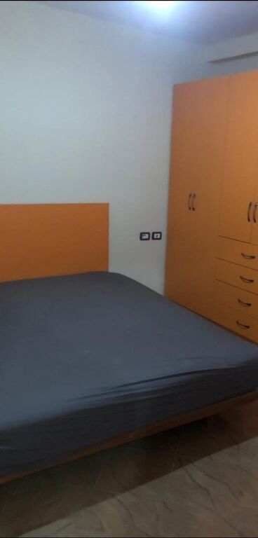 APPARTAMENTO 1+1. 30000 LEKE. VICINO ALLA SCUOLA BAJRAM CURRI