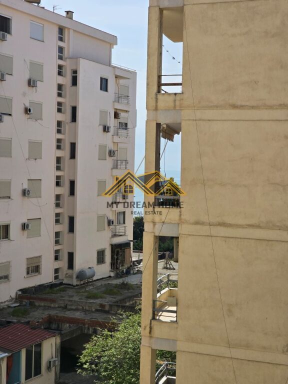 SHITET APARTAMENT 1+1 PLAZH DURRES