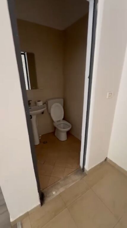 🏢 Zyrë për Qira – Komuna e Parisit