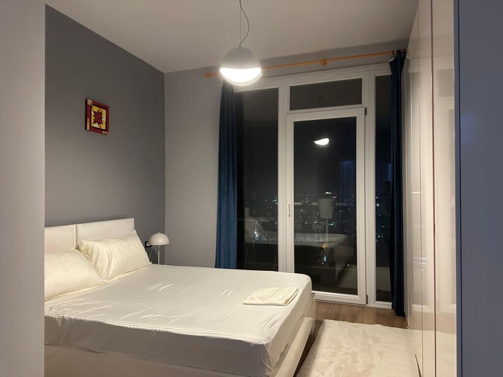 🏡Jepet me qira apartament 2+1+2 pranë Kopshtit Botanik 🌿 💰 Çmimi: 100,000 lekë / muaj
