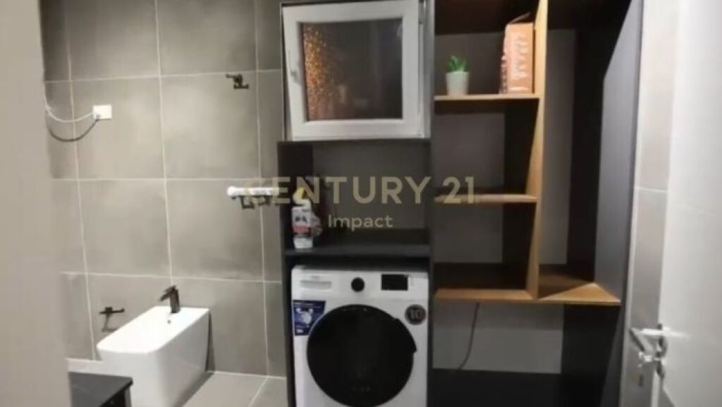 Vilë 1+1 Për Shitje