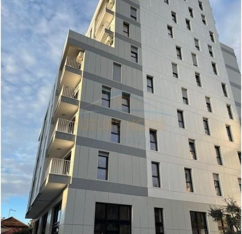 For sale, Apartment 2+1+2, Xhamlliku, Tirana.