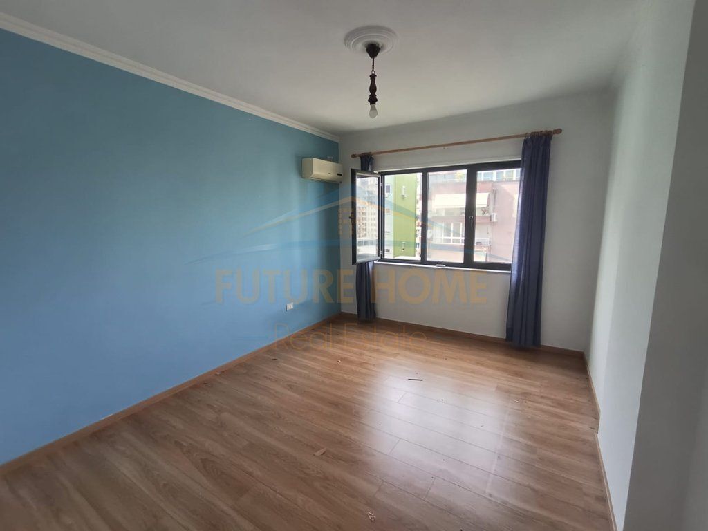 Rent, Office space, Bllok, Tirana