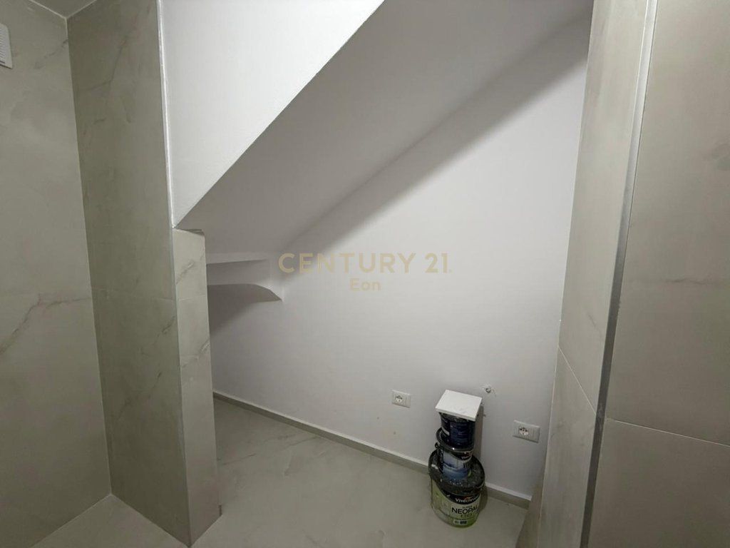 SHITET VILE NE FARKE, TIRANE !