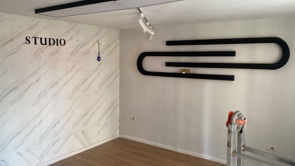 Dyqan me Qera ne qender !