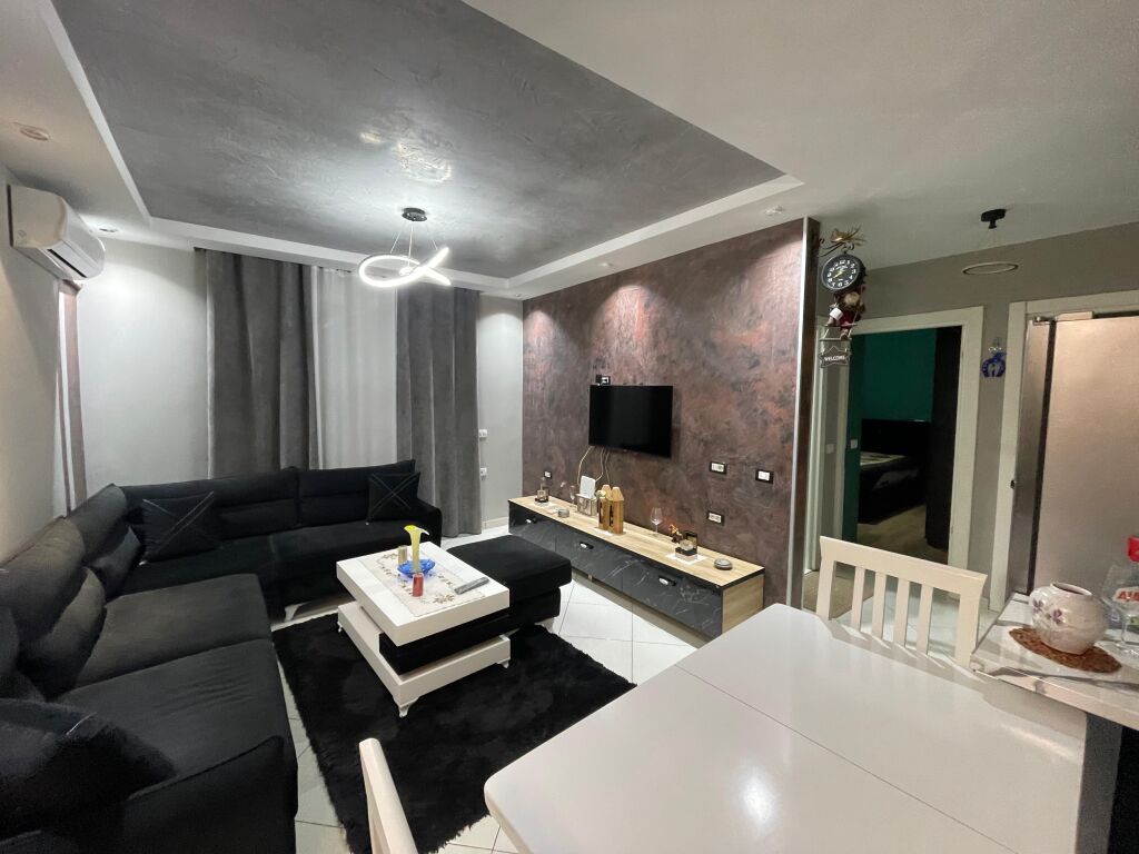 Apartament 3+1, Kopshti Botanik!