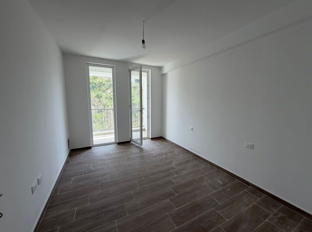 APARTAMENT 1+1 PER QERA TE 5 MAJ PER ZYRA
