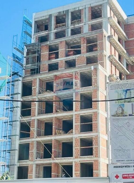 Shitet Garsionere Astir