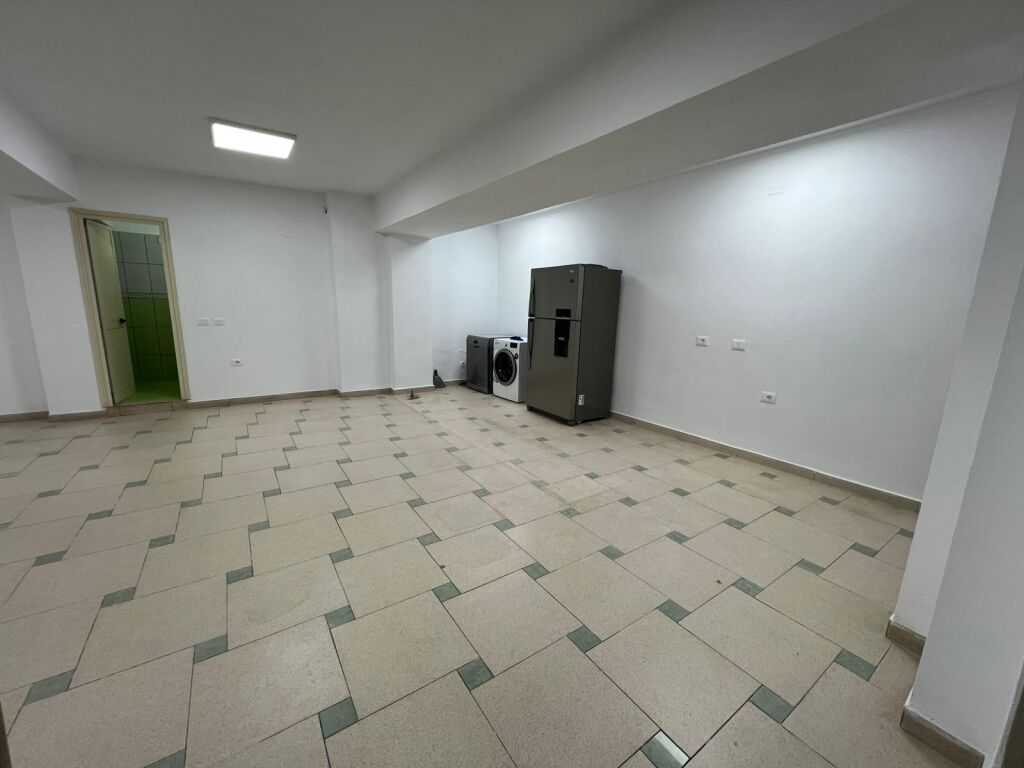 Jepet me qera ambient biznesi