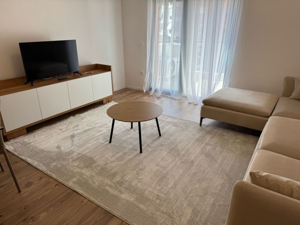 Appartamento 1+1 vicino al Complesso Delijorgji