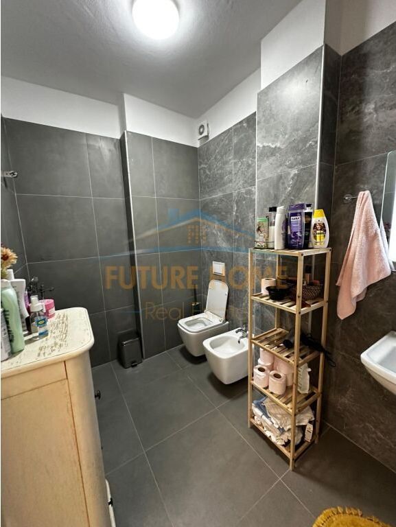Qera, Apartament 2+1 Univers City, Tirane.