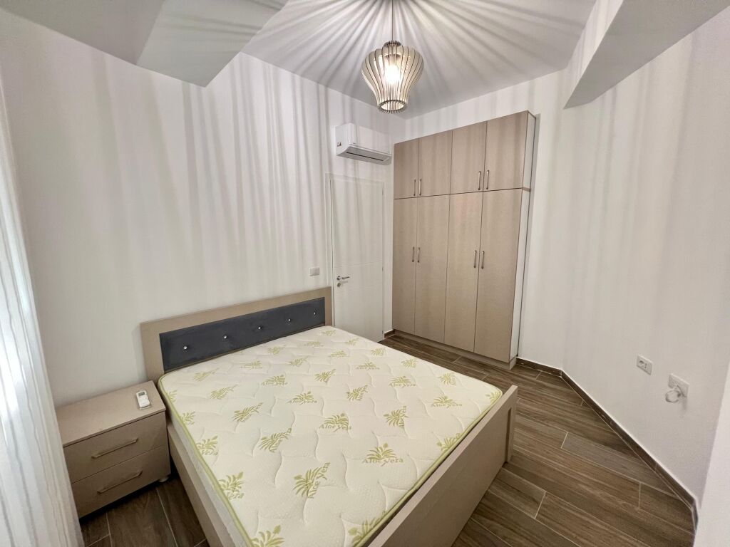 Apartament me qera 2+1 Rruga e dibres