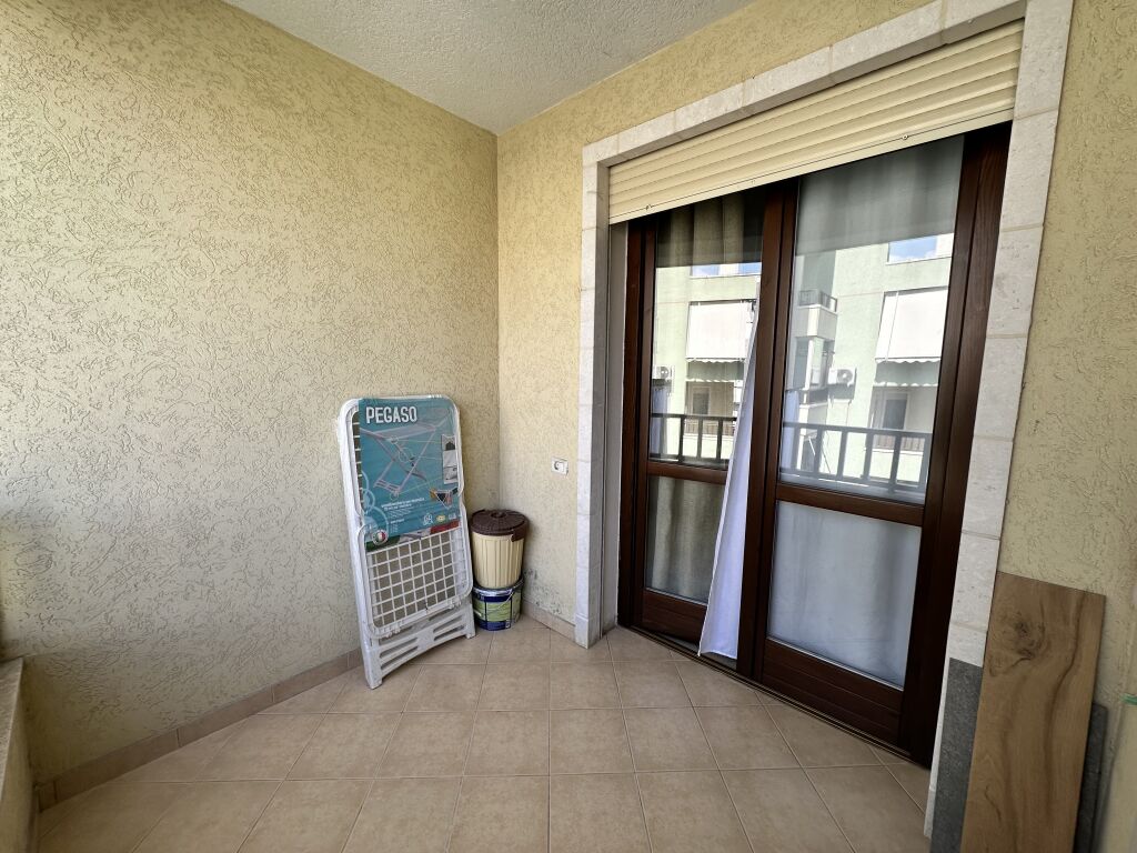 Apartment 2+1+2 + 2Blk For Rent Near the Botanical Garden