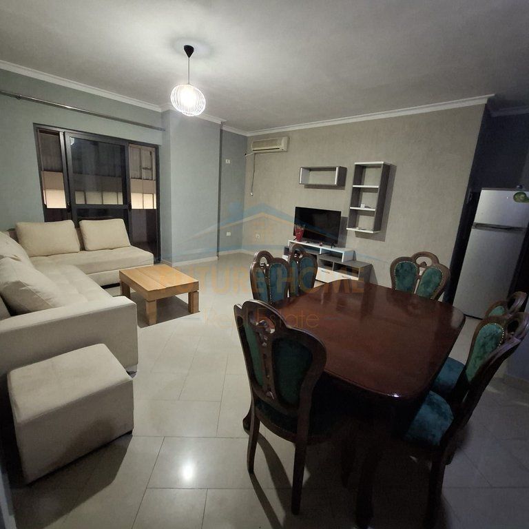 Qera, Apartament 2+1+2, Bar Bohem, Unaza e Re